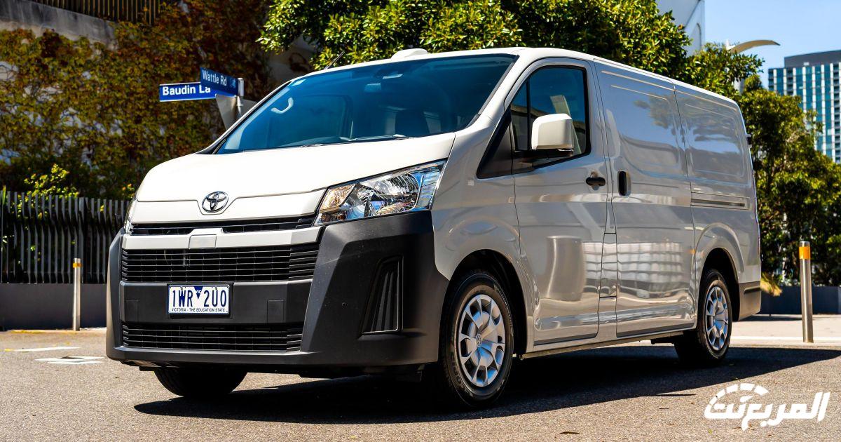 Toyota-HiAce-LWB-Barn-Door-HERO-16x9-1 (2)
