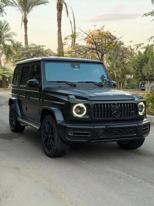 ليموزين مطار مع مرسيدس (1)